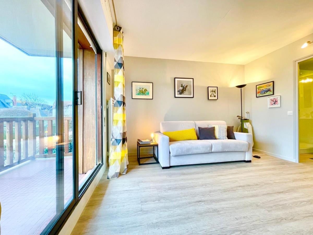 ECHAPPEE CHIC - Balcon - 150 m Casino Deauville&Plage Eksteriør billede